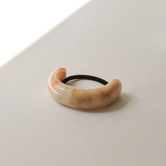 Wide Arch Resin Ponytail Hair Tie | Beige