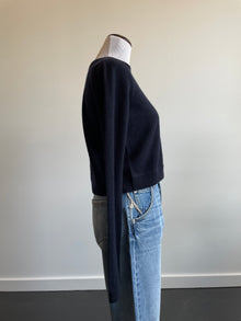  Cashmere All Thumbs Sweater in Inkwell