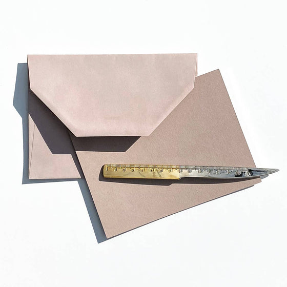Wms&Co. Notecard and Envelope Set Greige with Gold Edges