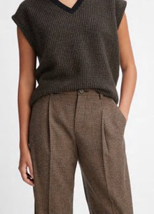  Black and Camel Houndstooth Pleat Front Pant