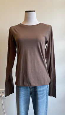  Long Sleeve Fitted Cotton T in Cork