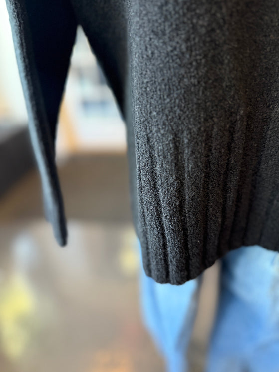 Renew-Wool Turtleneck Charcoal