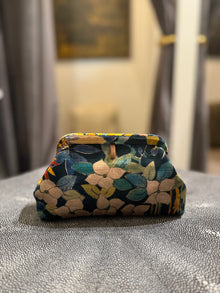  Liette Navy Multi Rose Floral