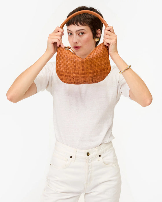Petit Moyen Messenger in Natural Woven Zig-Zag