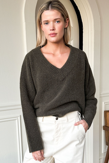  Boxy Wool V Neck Sweater Olive