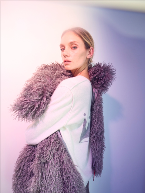 Cashmere V-Neck Sweater with Big Crown Chiffon