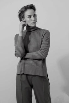  Kallmeyer Split Hem Turtleneck Sweater