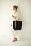 8.6.4 Design Small Nylon Tote Black