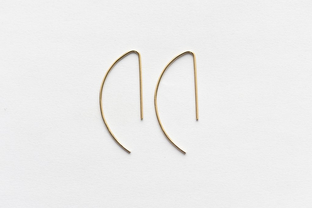 8.6.4 Design Medium 14K Gold Earring - 02