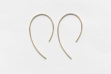 8.6.4 Design Medium 14K Gold Earring - 03