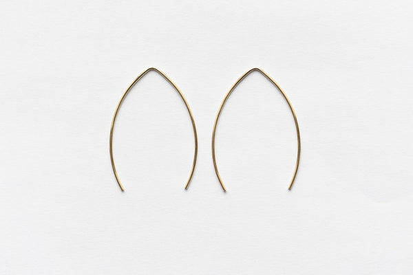 8.6.4 Design Medium 14K Gold Earring - 01