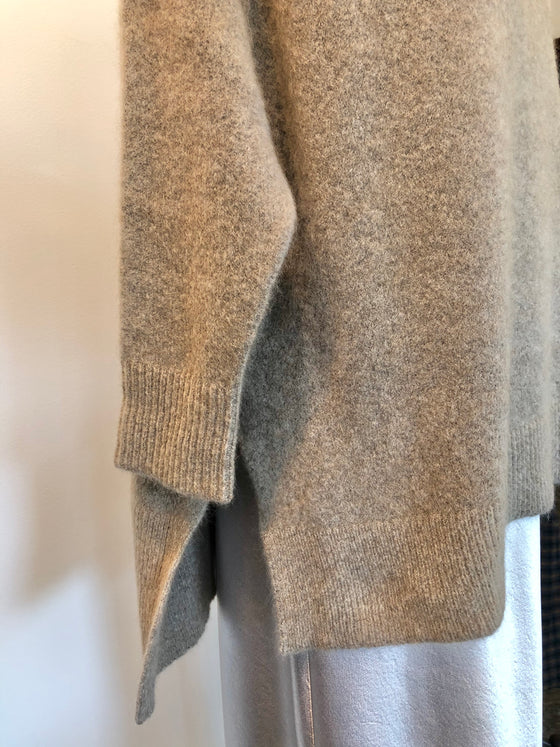 7115 by Szeki Exposed Seams Sweater