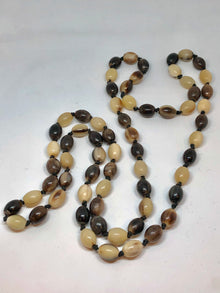  CATHs Oval Horn Bead Necklace