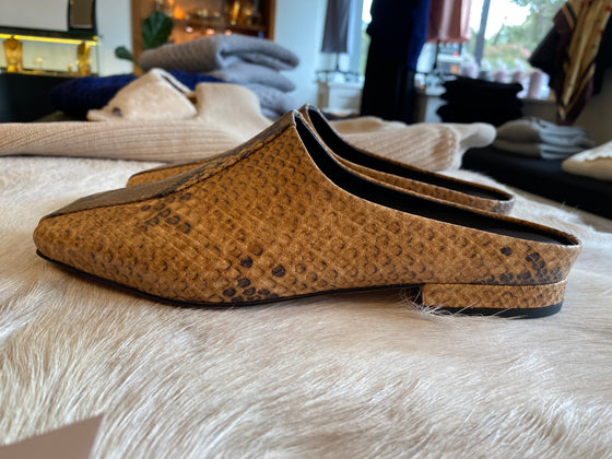 Vince Taupe Python Nida Shoe