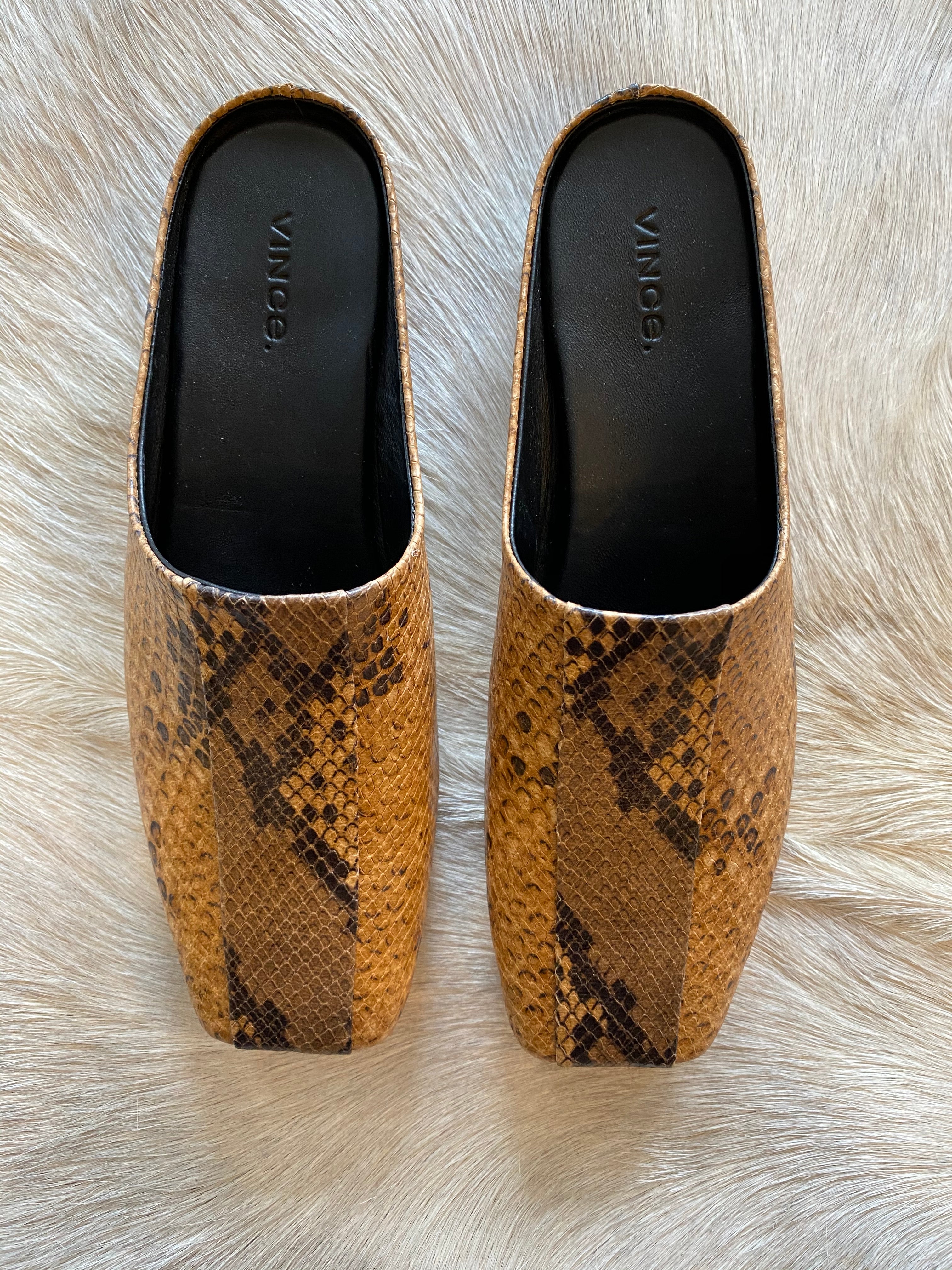 Vince Taupe Python Nida Shoe