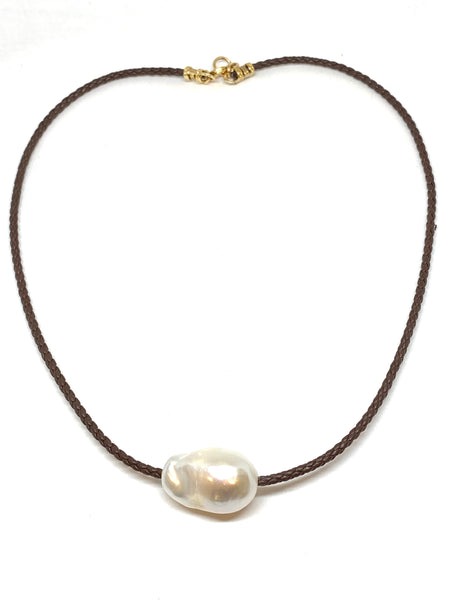 Perle by Lola Fresh Water Pearl Necklace