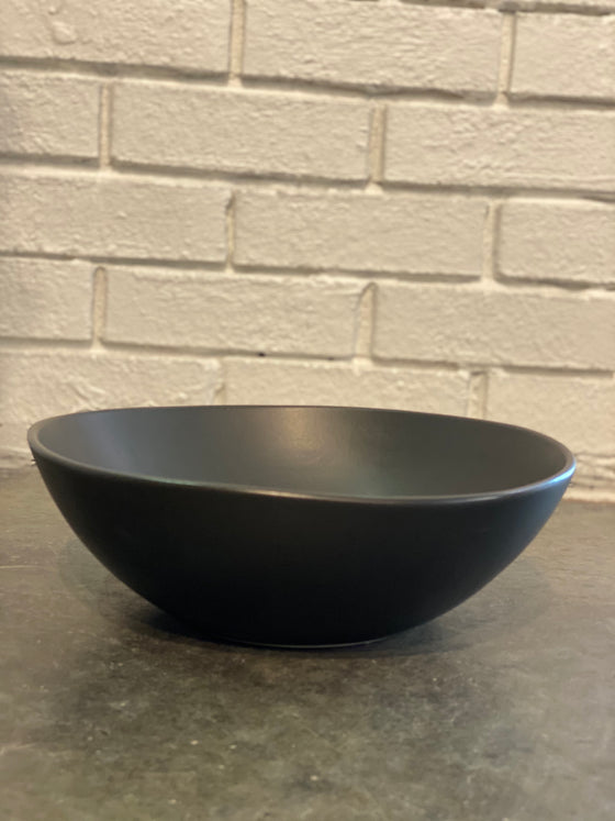 HAAND 11.5" Deep Serving Bowl in Black