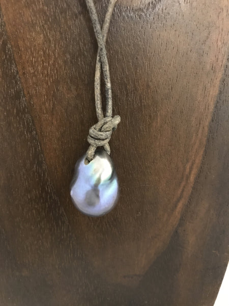 22mm Single Peacock Baroque Pearl on Leather