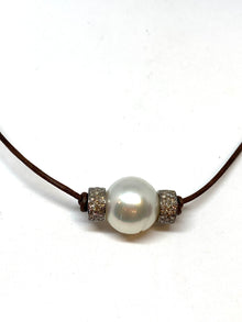  Perle by Lola Choker with South Sea Pearl and Diamond Roundels