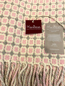  Burel Vintage Throw Grey - Baby Pink