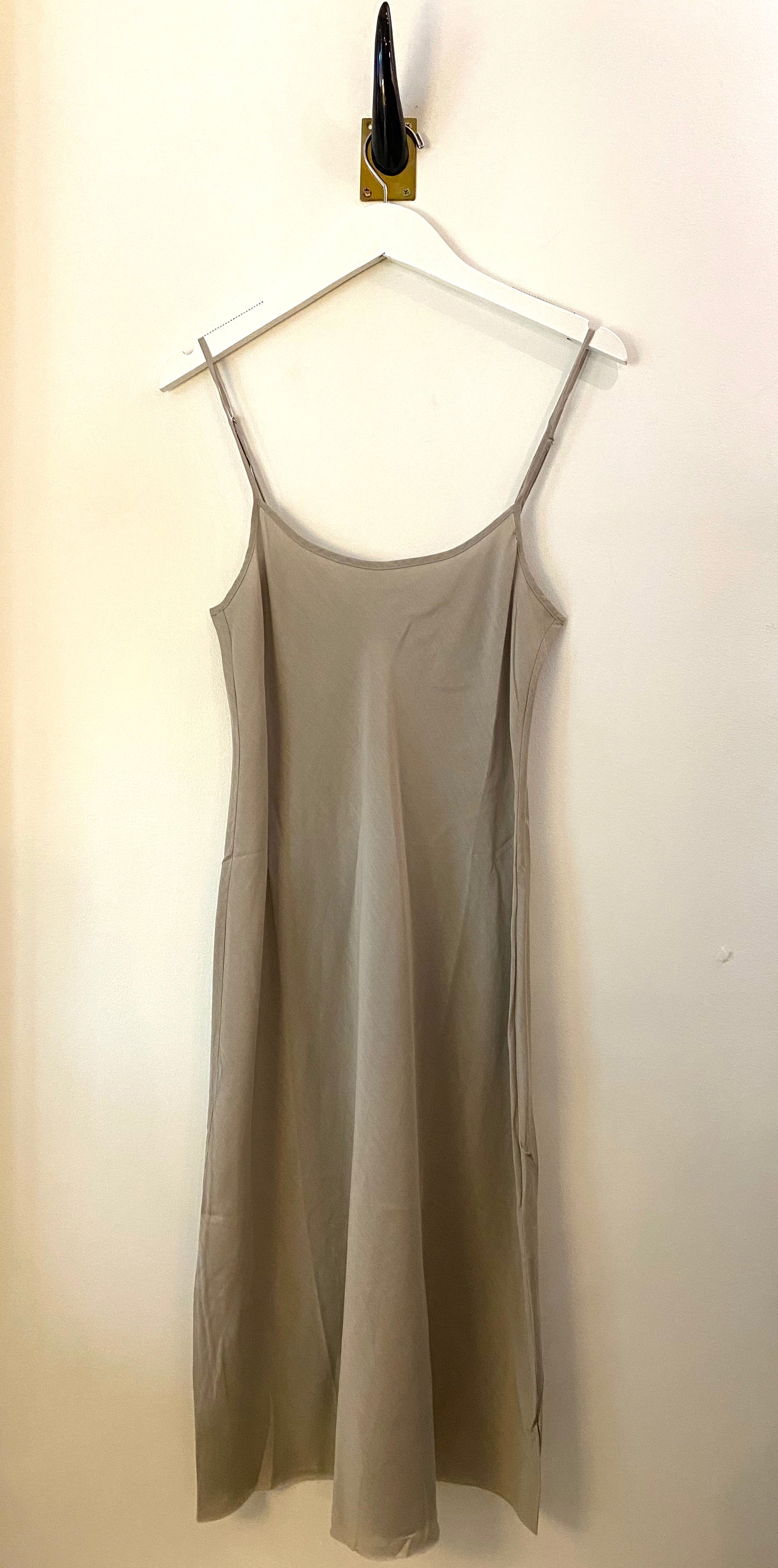 Brazeau Tricot Classic Slip Dress Platinum