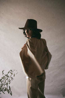  Janessa Leoné Kit