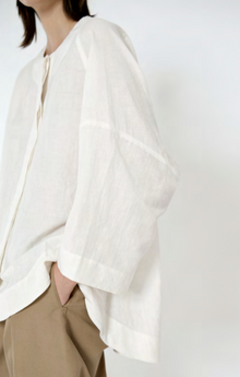  7115 by Szeki Lantern Sleeves Shirt