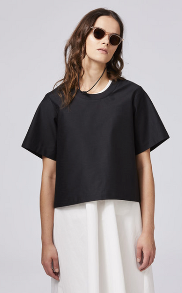 Boxy tee in black cotton from Shosh