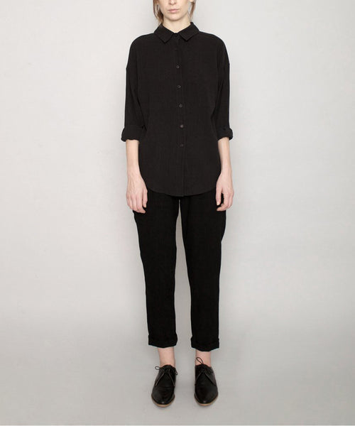 Signature Dolman Shirt in Black.The Signature Collection 7115 by Szeki. The most hard-working pieces in your closet for years to come. Find it at PATRICIA, a boutique in Southern Pines, NC.