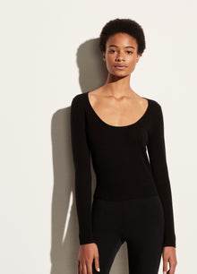  Vince Long Sleeve Cashmere Scoop Neck Top