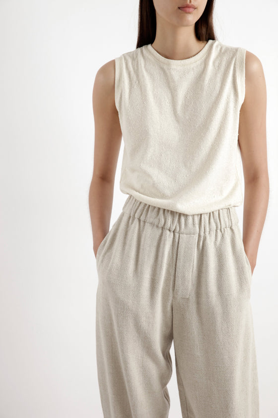 7115 by Szeki Signature Textured Linen Tank Off-white