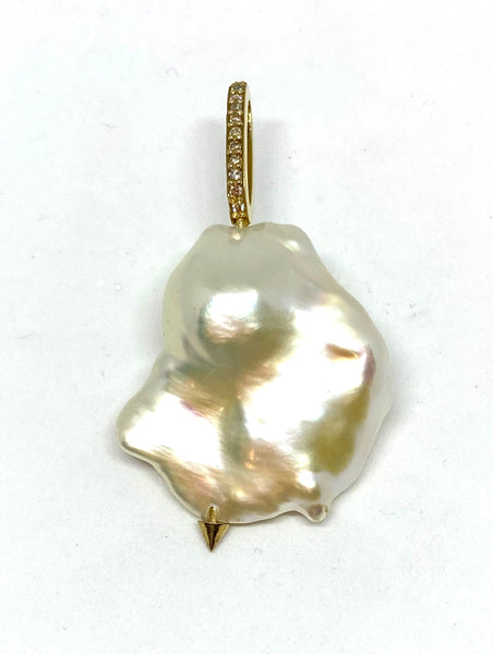 Nathan & Moe Large Baroque Pearl Charm