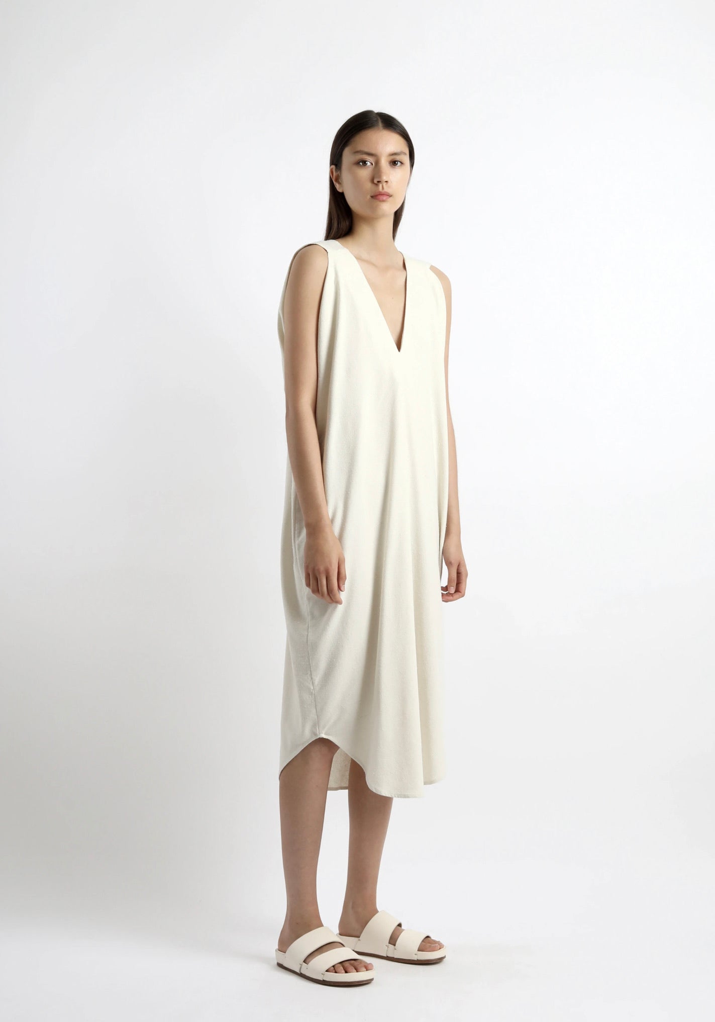 7115 by Szeki Signature Reversible Maxi Off-White