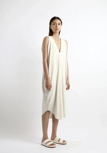  7115 by Szeki Signature Reversible Maxi Off-White